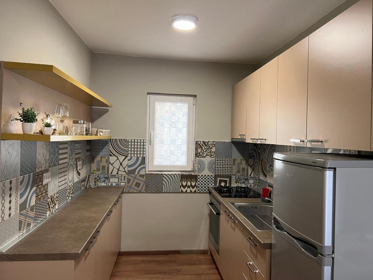 Casa Mia - Modern Apartment Near The City Center Tirana Exterior photo
